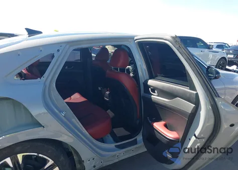 2024 Kia K5 Gt-Line из США, поврежденный, VIN 5XXG64J28RG233995